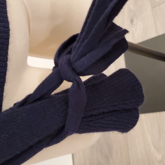 Banana Republic cashmere blend Navy Sweater with Tie Sleeve Details Size S EUC - Picture 3 of 8